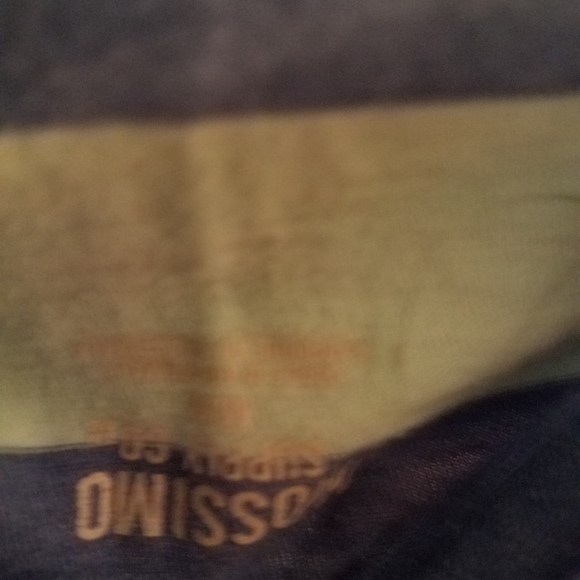 Multi colored tshirt - Picture 4 of 4